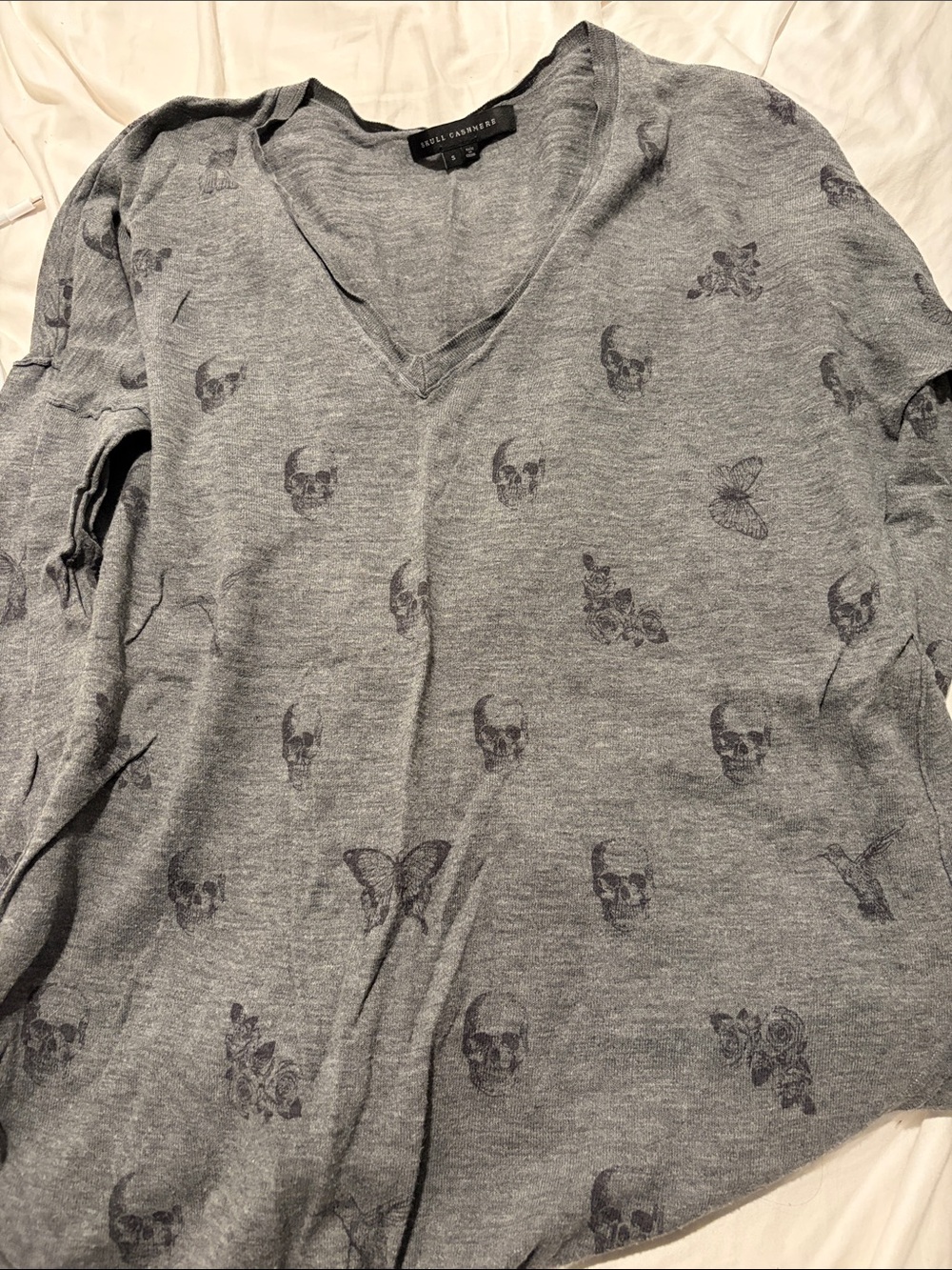 Skull Cashmere Men’s Grey V‑Neck Long Sleeve Shirt with Skull & Butterfly Motifs